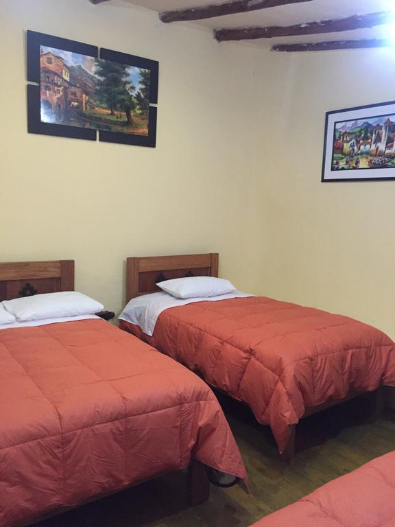Rumi Sonqo Hostel Ollantaytambo Exterior foto